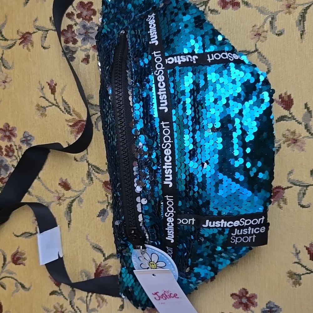 Final Price 🥰🥰🥰Justice Sport Blue Sequin Fanny Pack. NEW